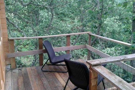 Balcón de la casa del árbol de Musgo